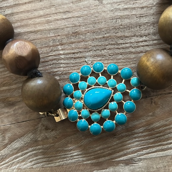 Stella and Dot wooden necklace with Turquoise gold colored clasp. EUC - Picture 2 of 8